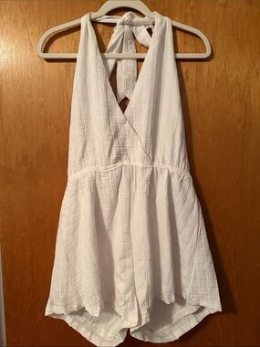 SHEIN White Halter Romper with Textured Fabric